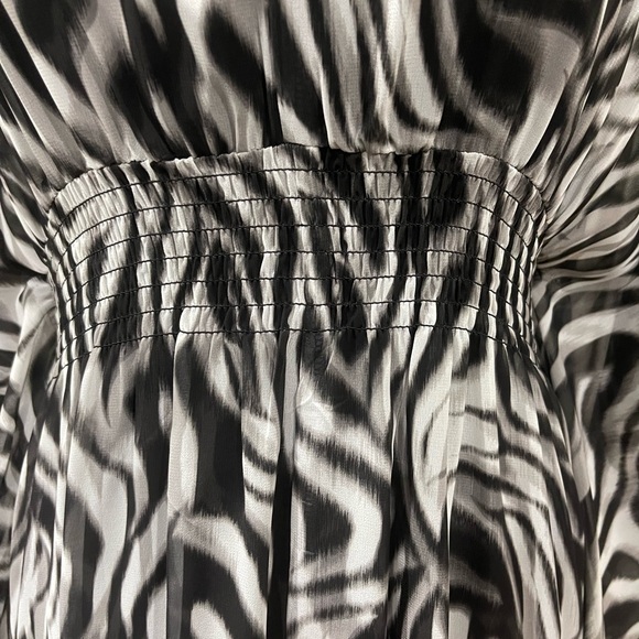 Jennifer Lopez Black and White Zebra print Maxi Dress Size L - Picture 3 of 16
